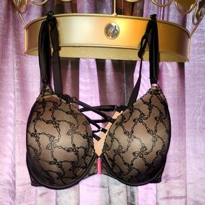 Torrid Betsy Johnson Bra 40DDD